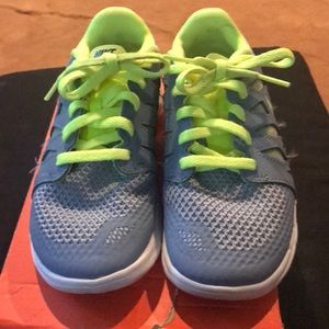 Youth Nike Free Sneakers